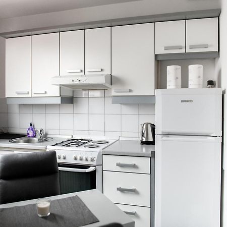 Flexible Selfcheckins 15 & 19 - Zagreb - Garage - Loggia - New - Apartments Repinc Εξωτερικό φωτογραφία