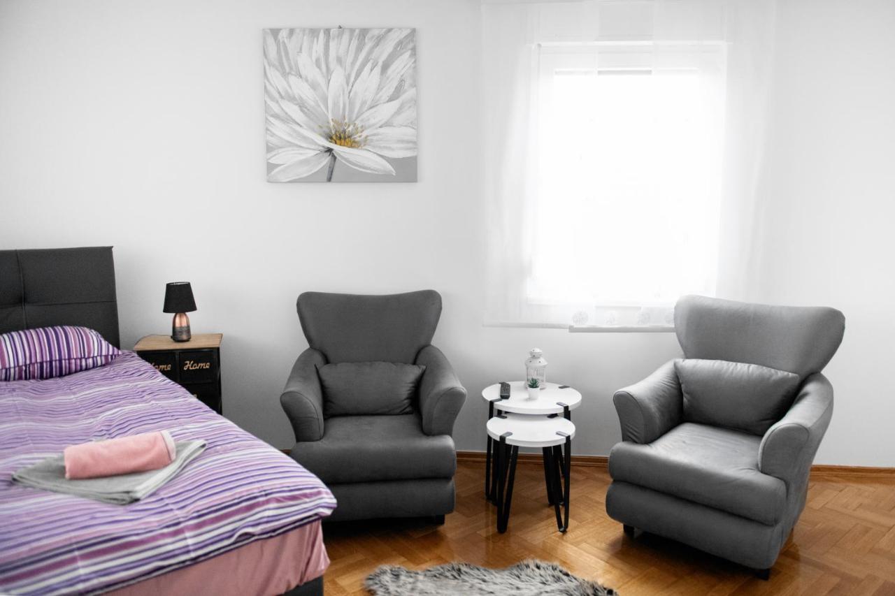 Flexible Selfcheckins 15 & 19 - Zagreb - Garage - Loggia - New - Apartments Repinc Εξωτερικό φωτογραφία